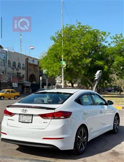 هیوندای ئەلەنترا